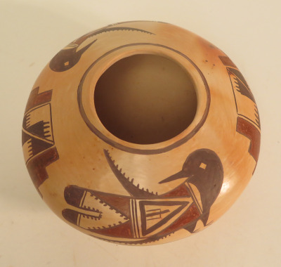 Contemporary Hopi Seed Jar by Vernida Polacca Nampeyo