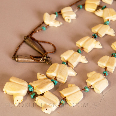 Single Strand Bear Fetish Necklace w/ 19 Bears, c. 1960