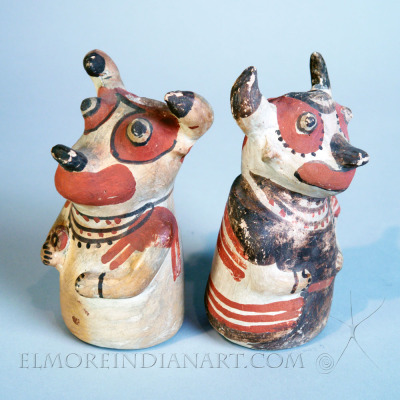 Pair of Wakas "Cow" Kachinas by Nampeyo, c.1885 details Pair of Wakas