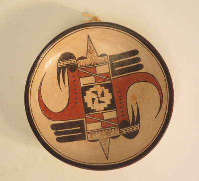 Contemporary Hopi Plate With Whirling Logs by Rachel Sahmie